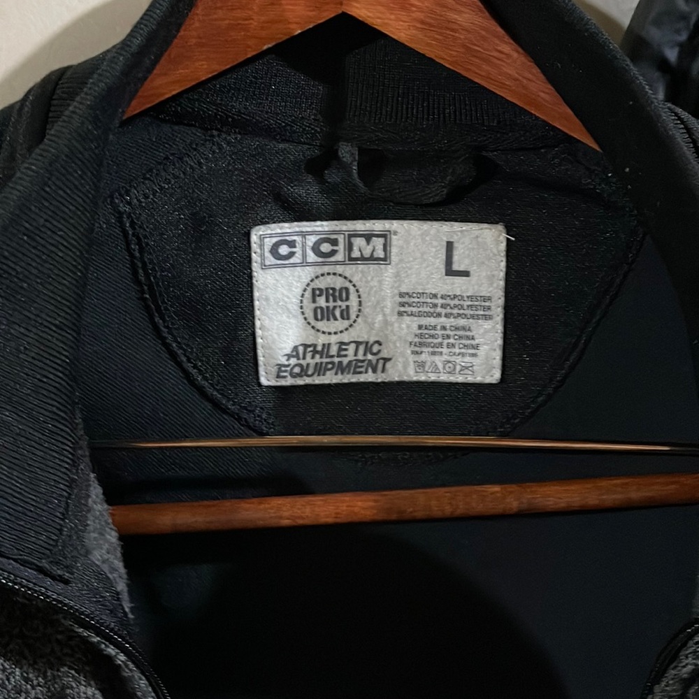 Replica Vintage CCM Bruins coat 2020 season.  Size Large perfect condition.